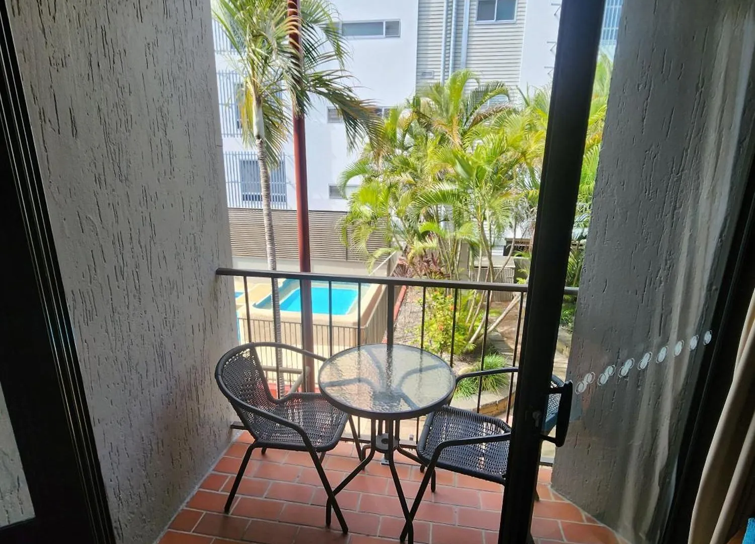 Water View Resort In North Ward Townsville
