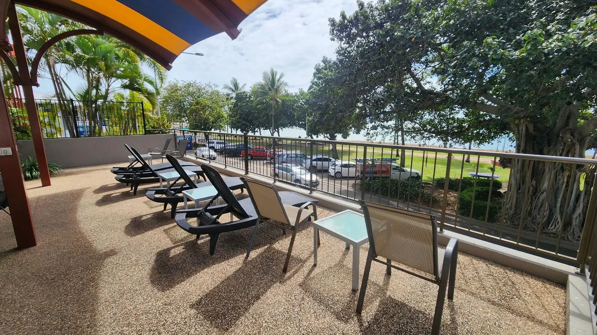 Water View Resort In North Ward Townsville Australia
