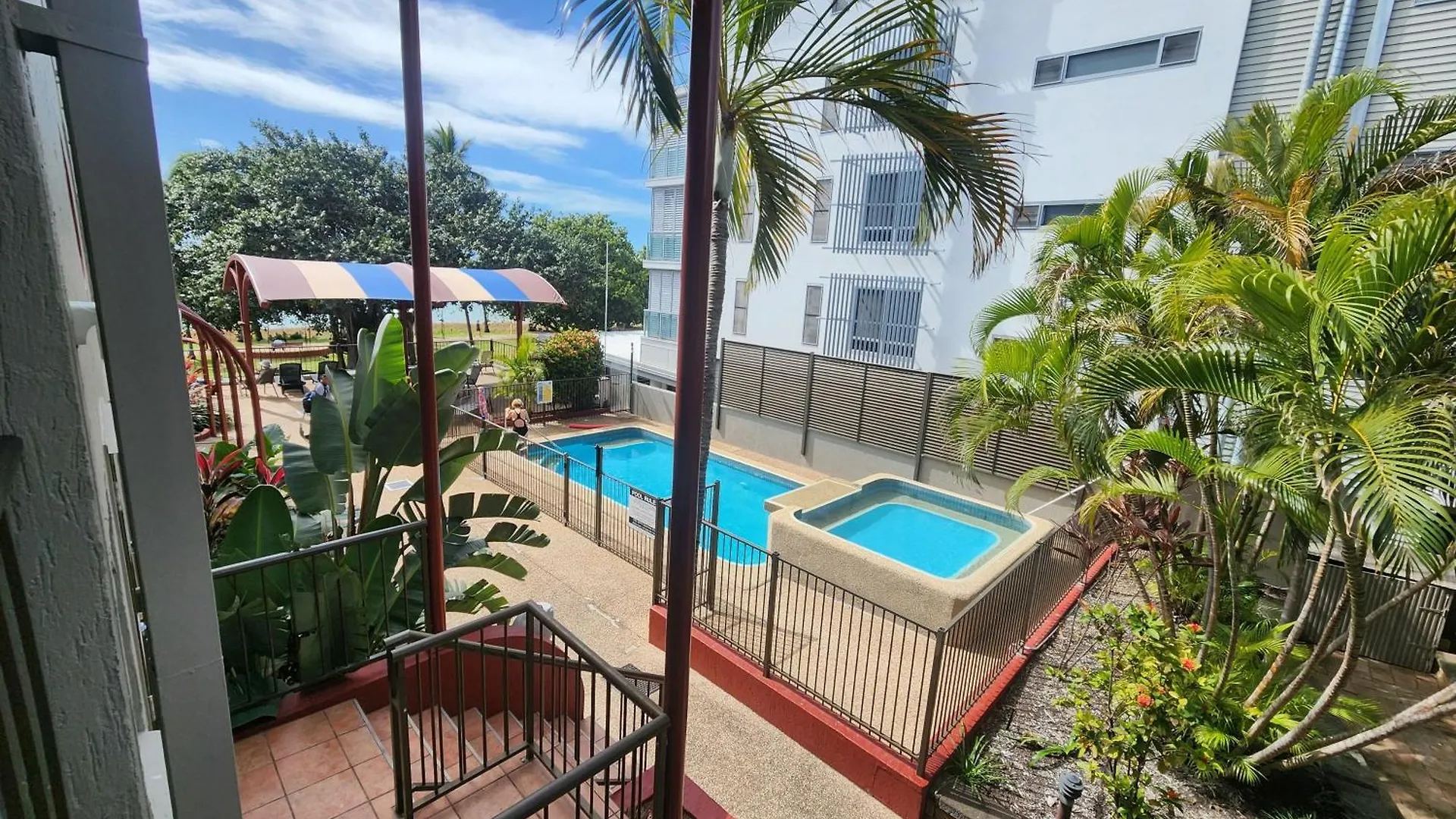 Water View Resort In North Ward Townsville