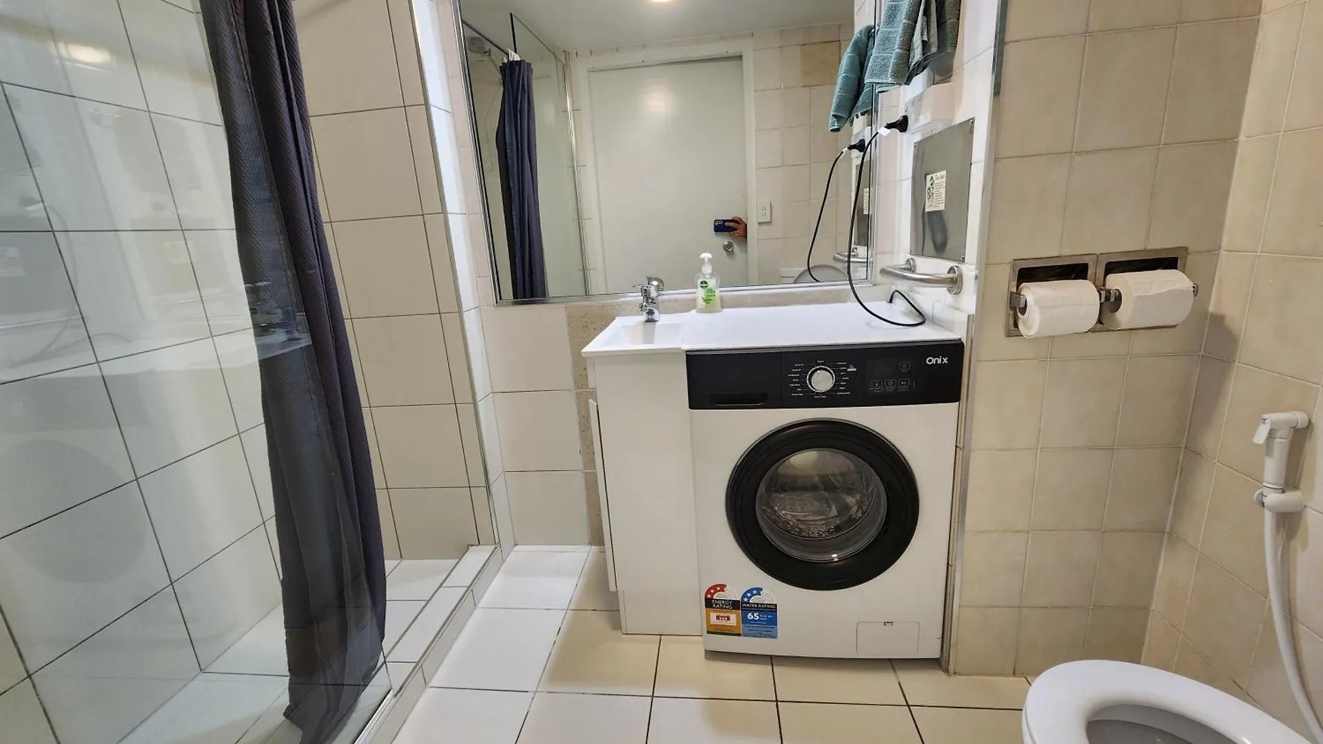 Water View Resort In North Ward Townsville Apartment