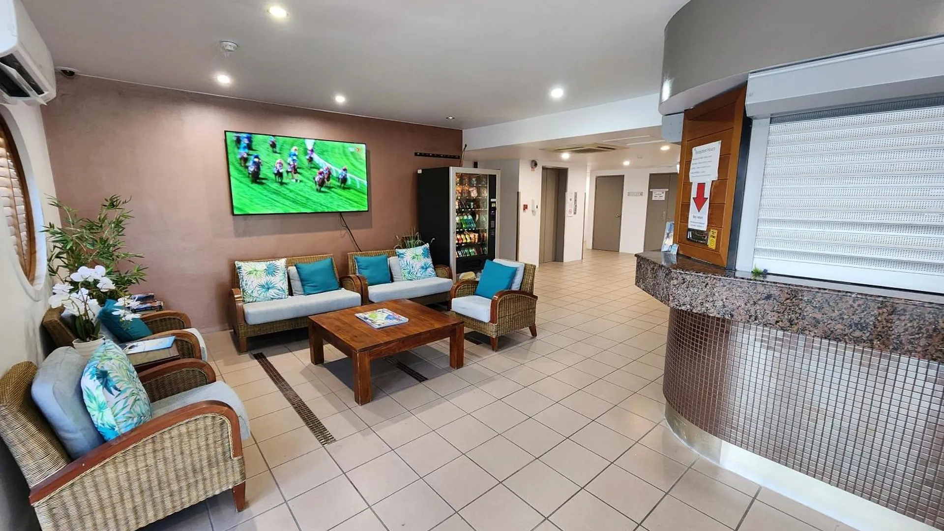 Water View Resort In North Ward Townsville Australia