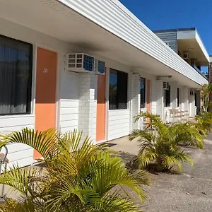 Shoredrive Motel