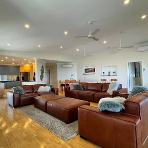 On The - Penthouse Apartment
